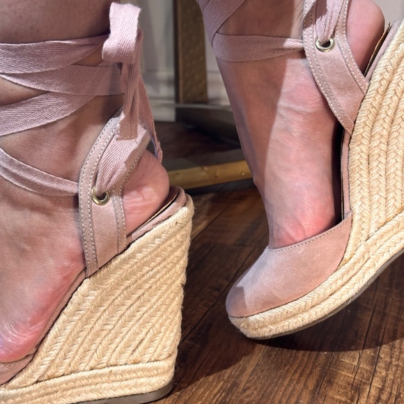 Steve Madden “Kimmie Wedge” - Picture 3 of 8